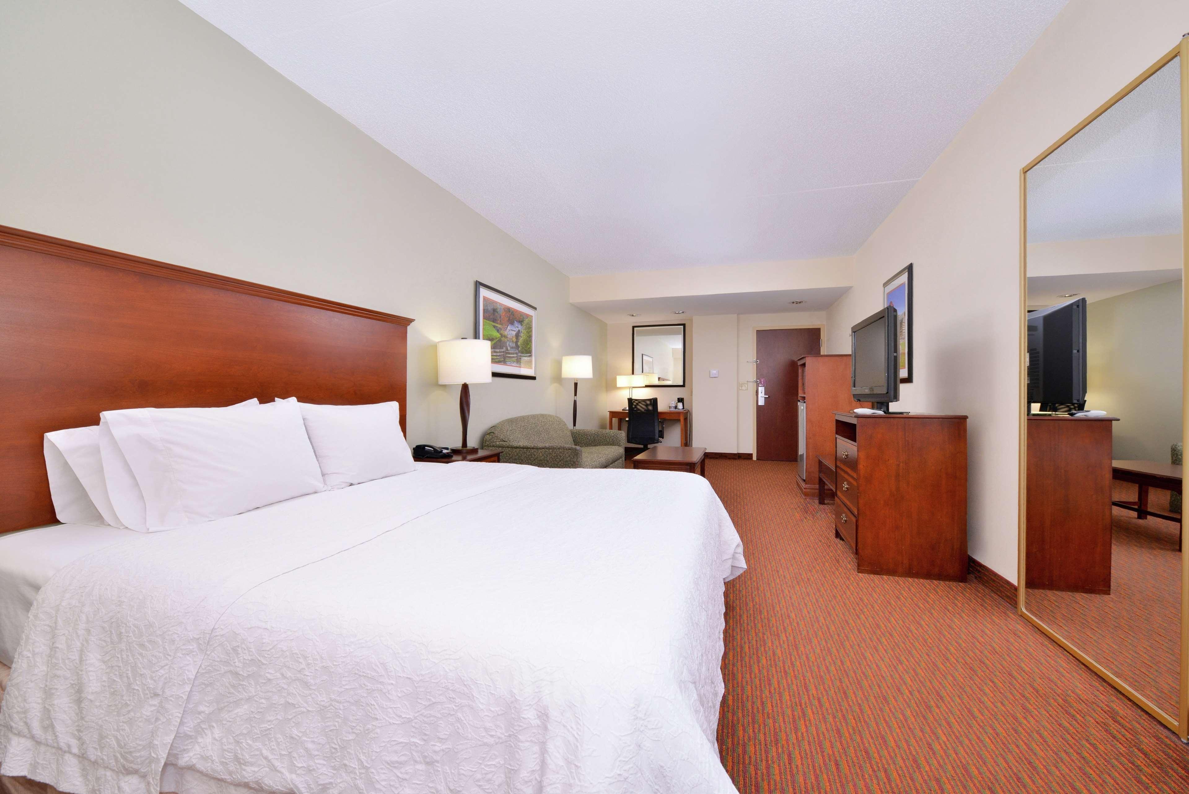 Hampton Inn Waynesboro/Stuarts Draft Fishersville Exterior foto