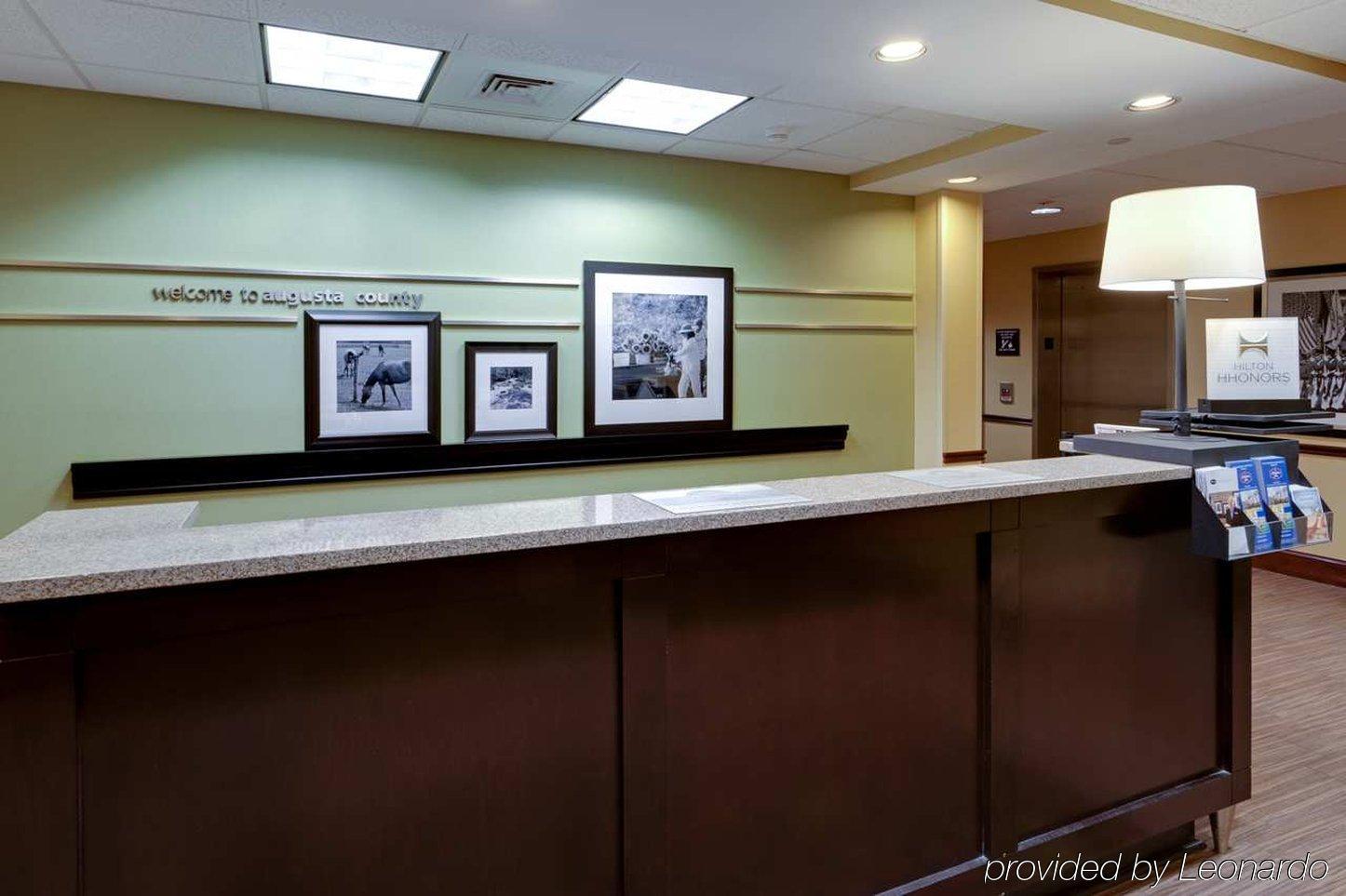 Hampton Inn Waynesboro/Stuarts Draft Fishersville Exterior foto
