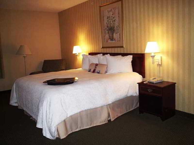 Hampton Inn Waynesboro/Stuarts Draft Fishersville Habitación foto